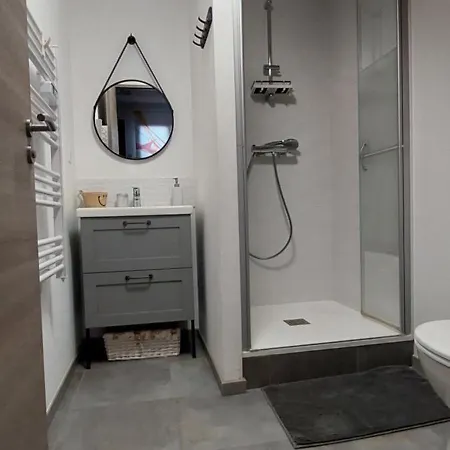 Duplex A - Calme & Confort Entre Nantes & L'ocean 公寓 *
