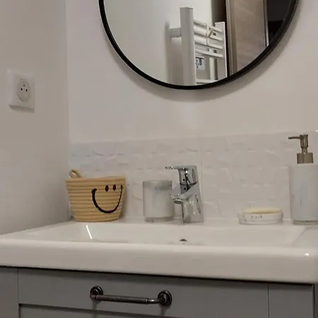 Duplex A - Escapade Confort Entre Nantes & L'ocean Apartmán *